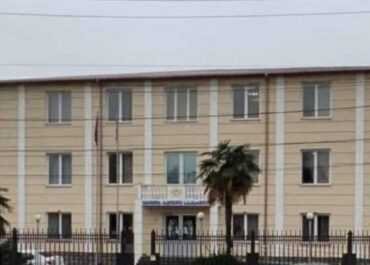 პროკურატურის მიერ წარდგენილი მტკიცებულებების საფუძველზე გარყვნილი ქმედების ჩადენის ფაქტებზე ბრალდებული სასამართლომ დამნაშავედ ცნო