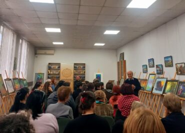 ბიბლიოთეკაში ვლადიმერ ხვიტიას ფერწერული ნამუშევრების გამოფენა გაიმართა