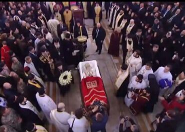 სამებაში პატრიარქის წესის აგების მსახურება მიმდინარეობს